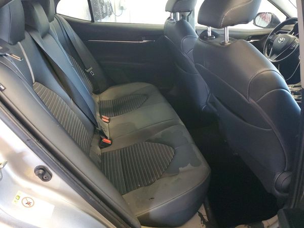 2019 TOYOTA CAMRY
