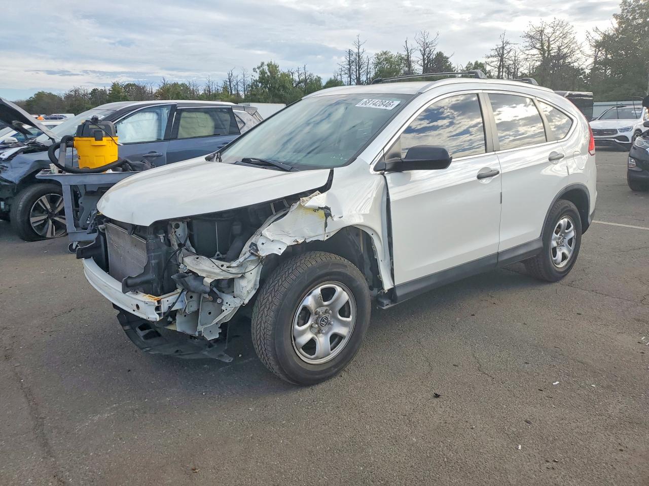 2013 HONDA CRV LX — Front 3/4
