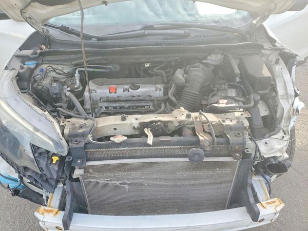 2013 HONDA CRV LX — Engine bay