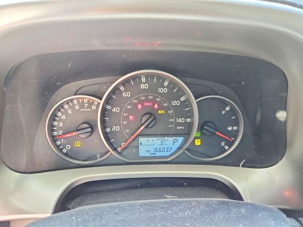 2016 TOYOTA RAV4 LE (X Grade)