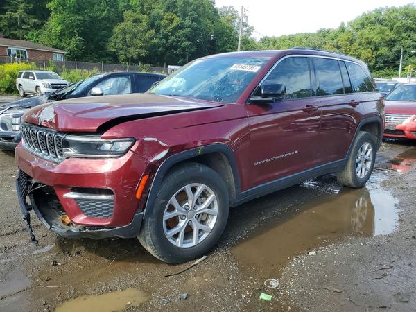 2022 JEEP CHEROKEE Limited — Front 3/4
