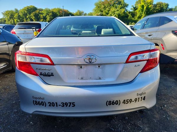 2012 TOYOTA CAMRY