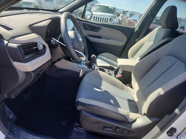 2025 SUBARU FORESTER