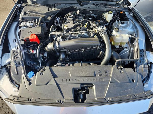 2026 FORD MUSTANG I4