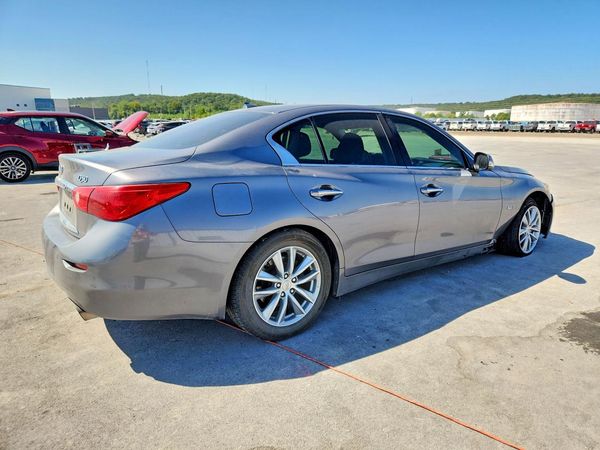 2017 INFINITI Q50