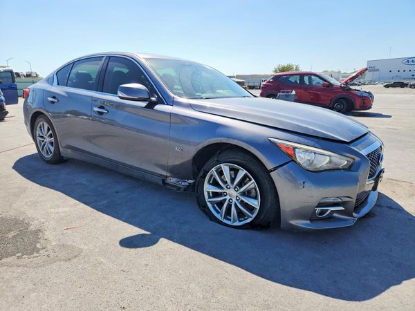 2017 INFINITI Q50