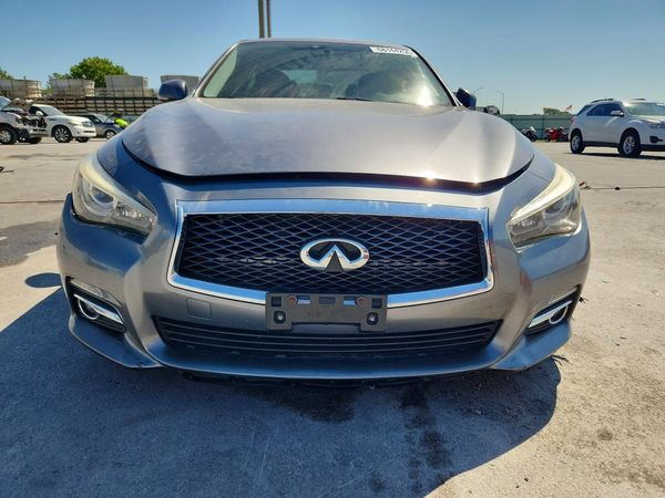 2017 INFINITI Q50