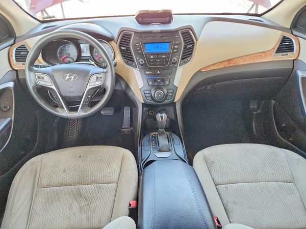 2014 HYUNDAI SANTA FE GL