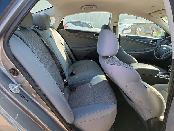 2014 HYUNDAI SONATA GLS/ GLS Popular