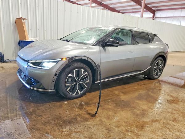 2023 KIA EV6 — DSFA — Front 3/4