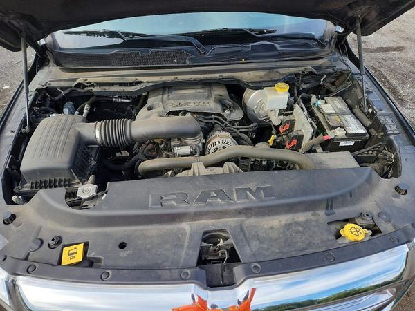 2020 RAM 1500 LARAMIE QUAD CAB 4X2