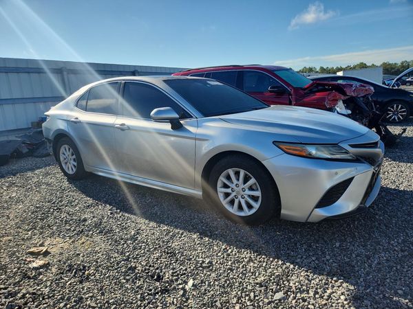 2018 TOYOTA CAMRY XSE — Passenger 3/4