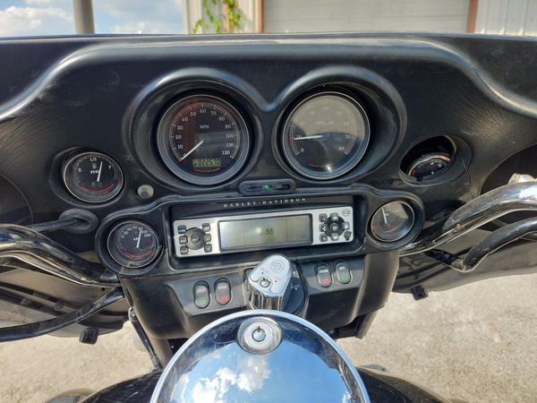 2012 HARLEY-DAVIDSON FLHTCUTG