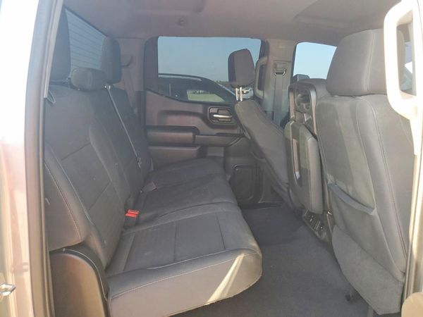 2024 CHEVROLET SILVERADO Custom