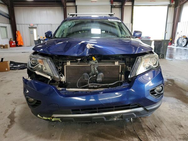 2018 NISSAN PATHFINDER