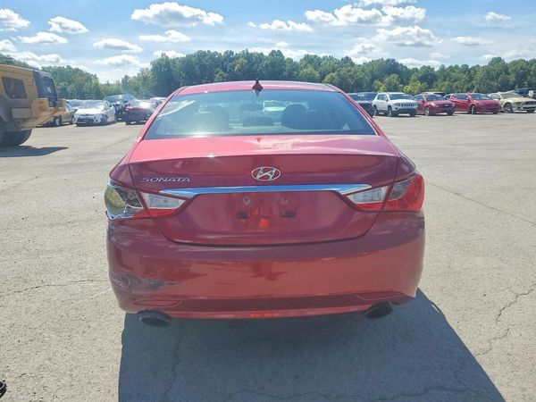 2012 HYUNDAI SONATA Middle level