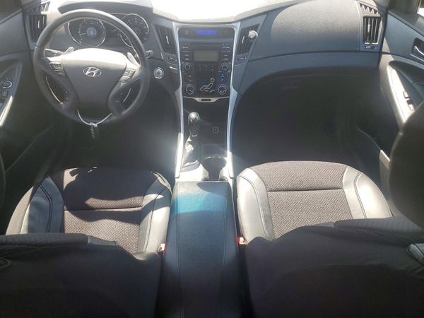 2012 HYUNDAI SONATA Middle level