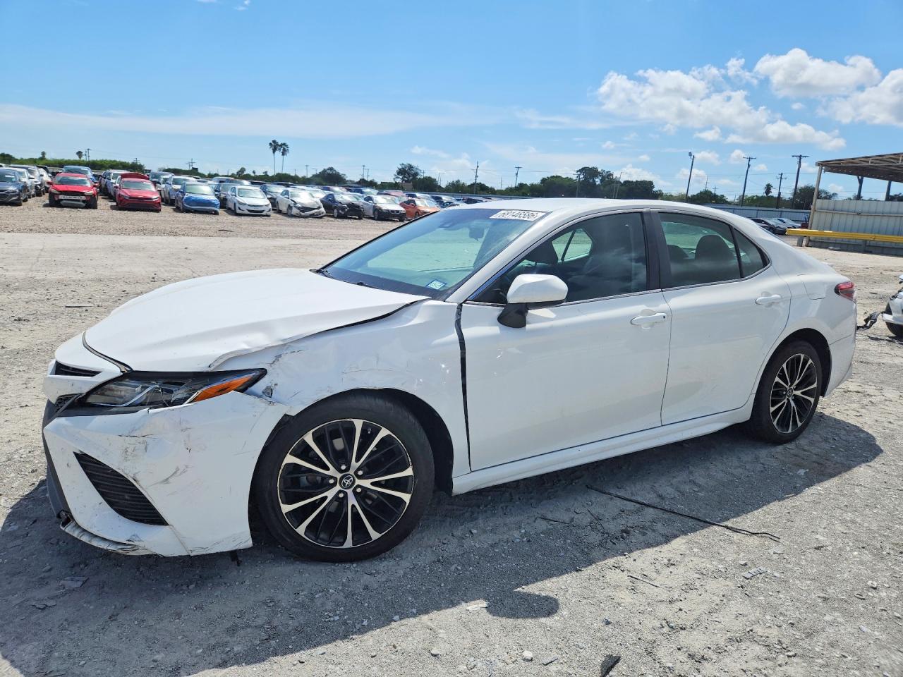 2018 TOYOTA CAMRY