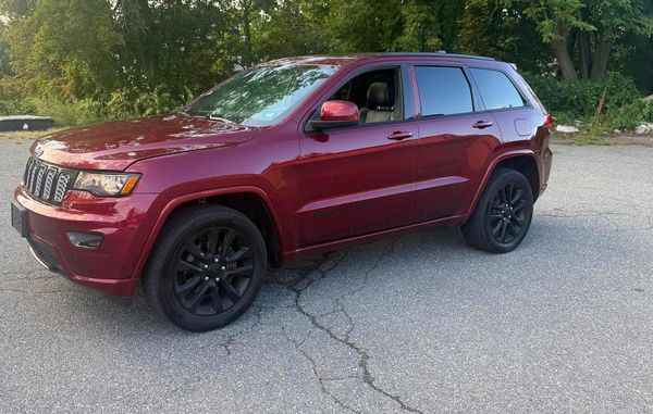 2018 JEEP GRAND CHEROKEE Laredo