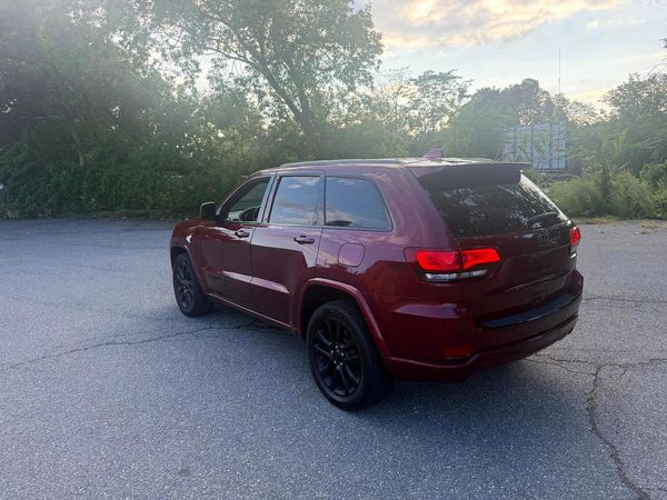 2018 JEEP GRAND CHEROKEE Laredo