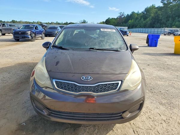 2013 KIA RIO