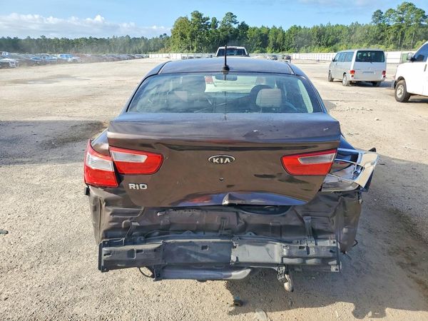 2013 KIA RIO