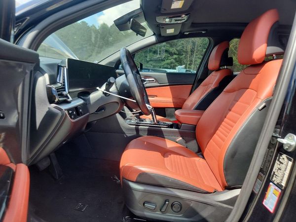 2023 KIA SPORTAGE SX-PRESTIGE or SX-P