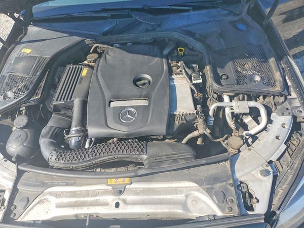 2016 MERCEDES-BENZ C C300-4M — Engine bay