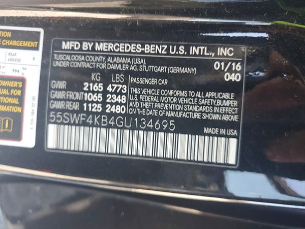 2016 MERCEDES-BENZ C C300-4M — VINS