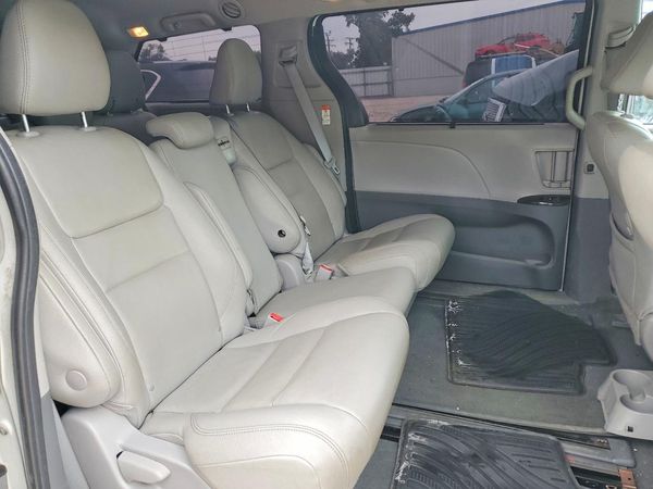 2020 TOYOTA SIENNA Q grade — PSRS