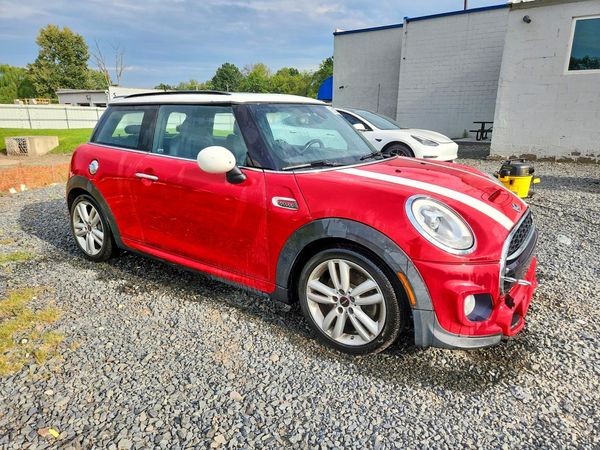 2016 MINI COOPER