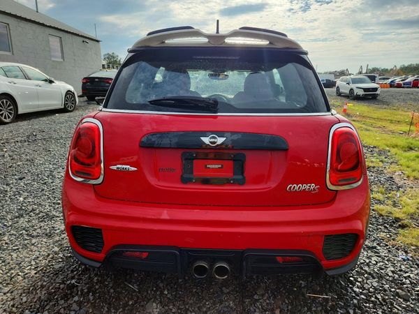 2016 MINI COOPER
