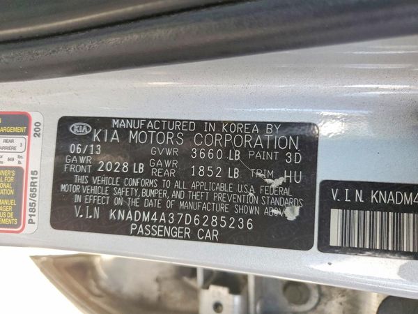 2013 KIA RIO LX