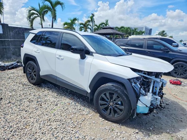 2026 TOYOTA RAV4 — Passenger 3/4