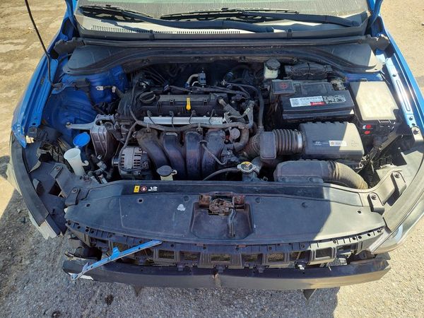 2017 HYUNDAI ELANTRA SE Base