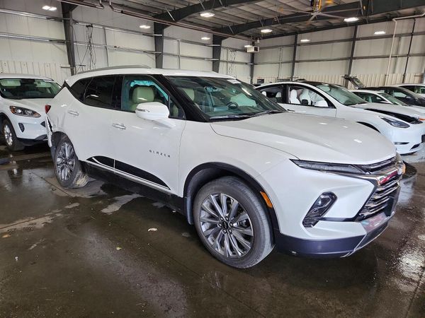 2024 CHEVROLET BLAZER Premier — Passenger 3/4