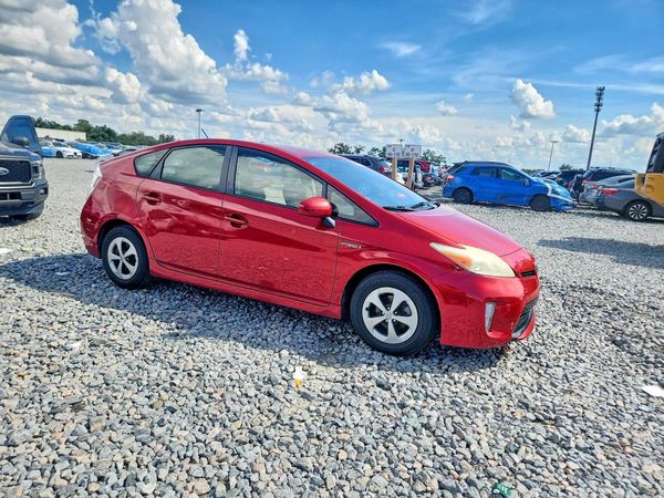 2014 TOYOTA PRIUS
