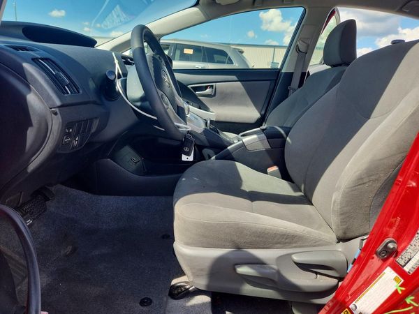 2014 TOYOTA PRIUS