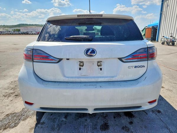 2013 LEXUS CT 200h