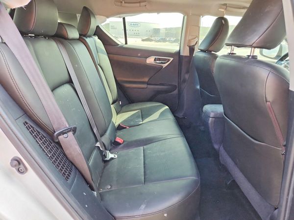 2013 LEXUS CT 200h