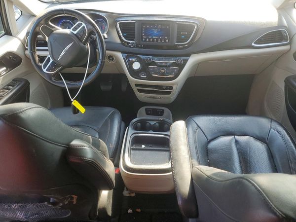 2020 CHRYSLER PACIFICA
