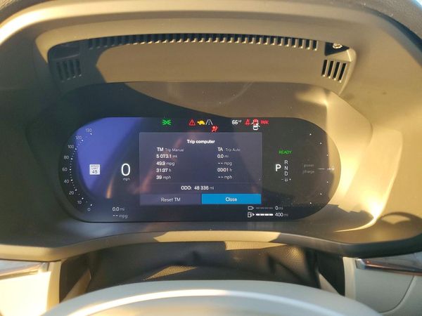 2024 VOLVO XC60