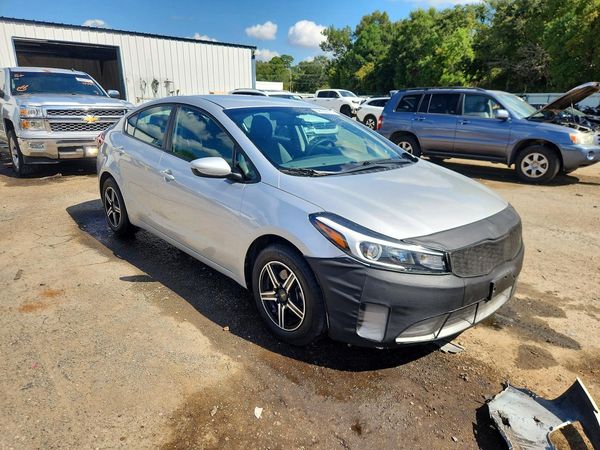 2017 KIA FORTE
