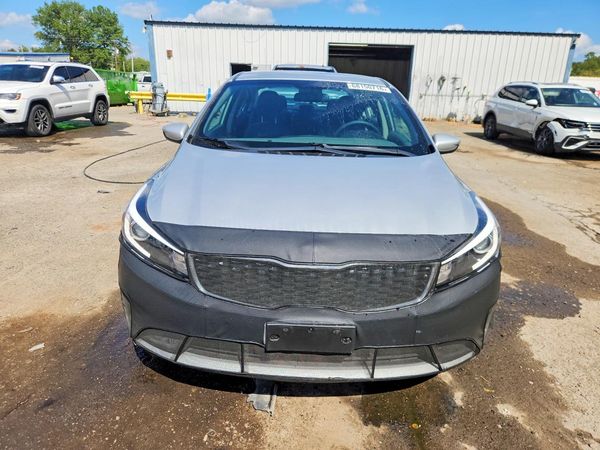 2017 KIA FORTE