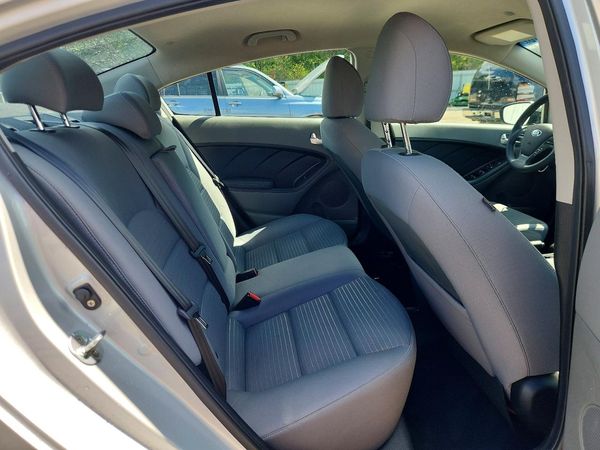 2017 KIA FORTE