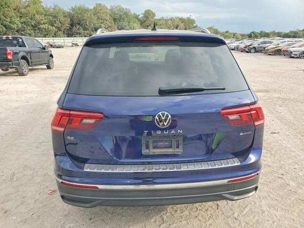 2022 VOLKSWAGEN TIGUAN 4Motion SE