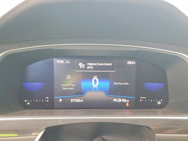 2022 VOLKSWAGEN TIGUAN 4Motion SE