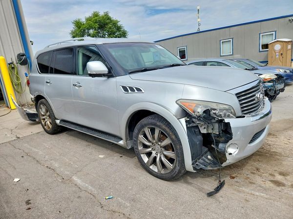 2012 INFINITI QX56