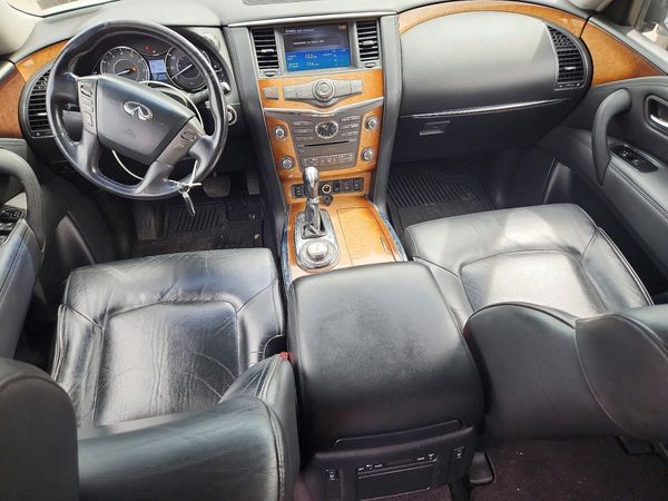 2012 INFINITI QX56