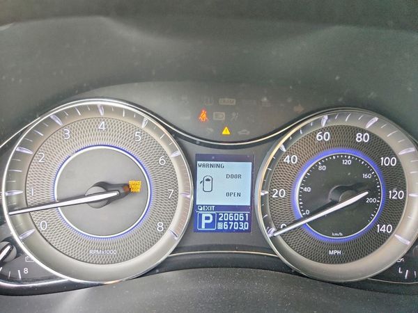2012 INFINITI QX56